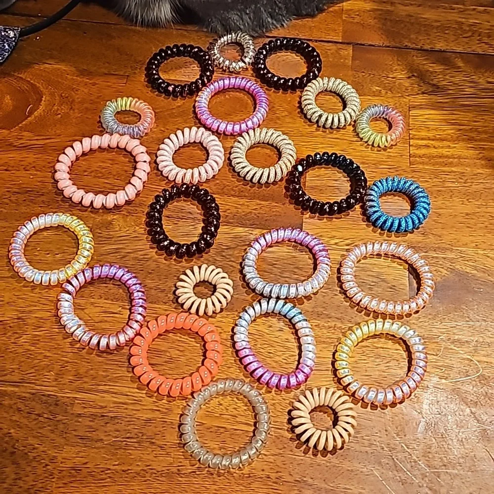 Set of 3 sizes NWOTS hair ties. Kids or adults. Dont Miss Out